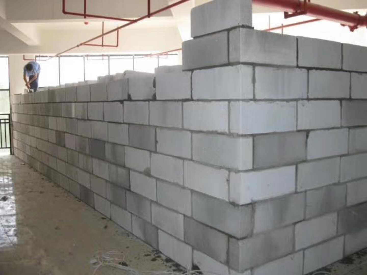 崇仁蒸压加气混凝土砌块承重墙静力和抗震性能的研究